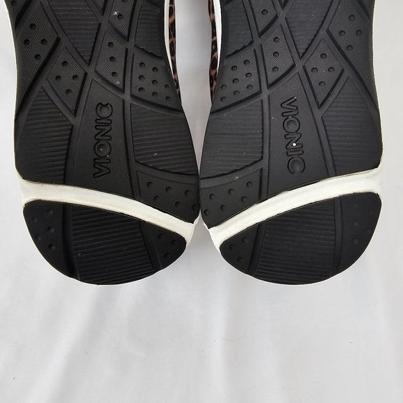 VIONIC Sneakers Low Top 335 Tourney 1st Ray Technology Cheetah Print 11 - Picture 7 of 16